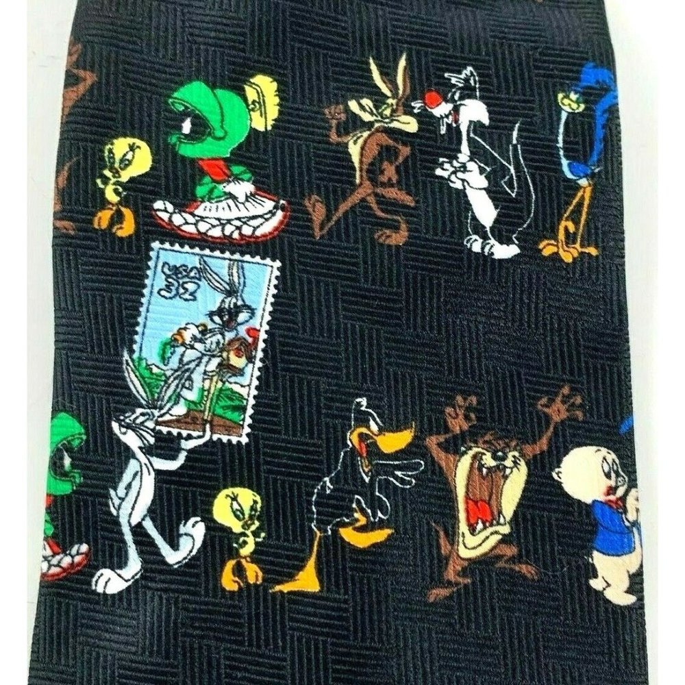 Looney Tunes Men's Novelty Necktie: Stamp. Bugs, Porky, Marvin, Roadrunner. 1997